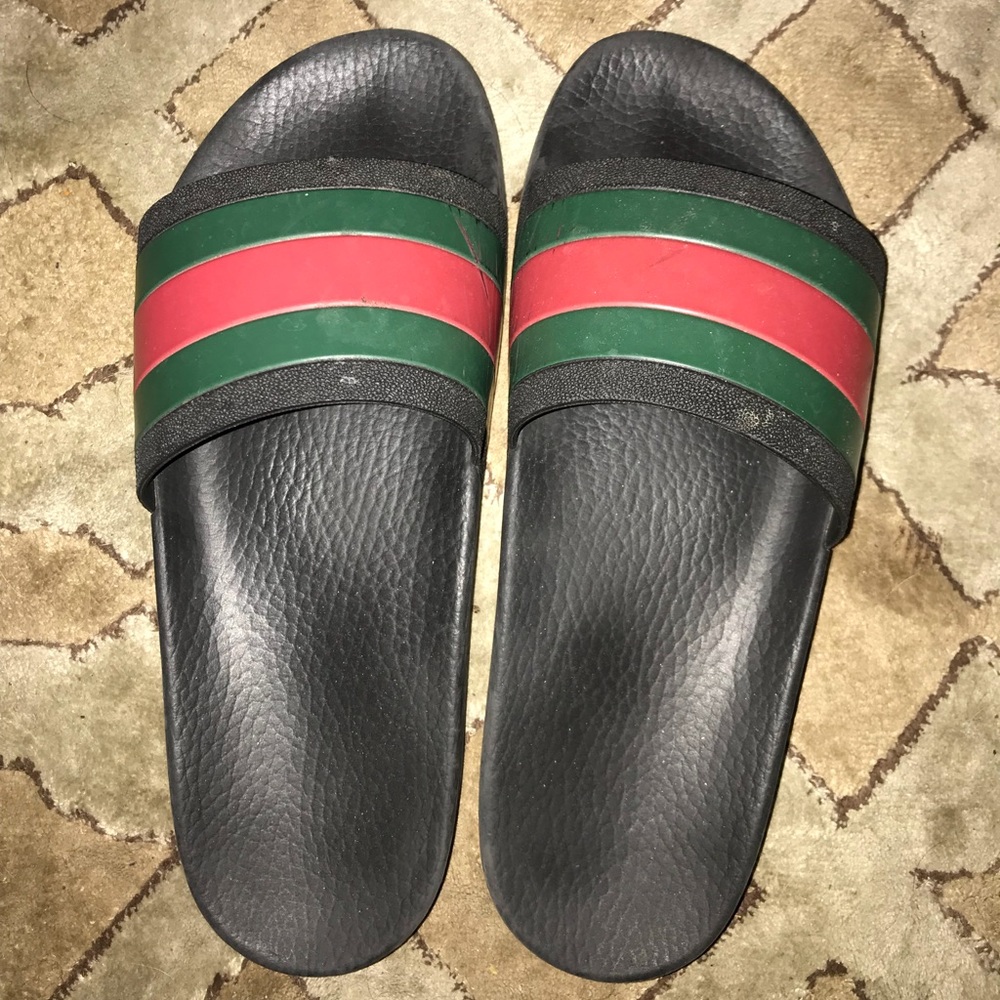 Gucci flip flops