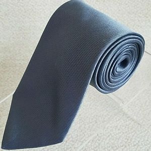 Calvin Klein premium 100% silk blue classic tie