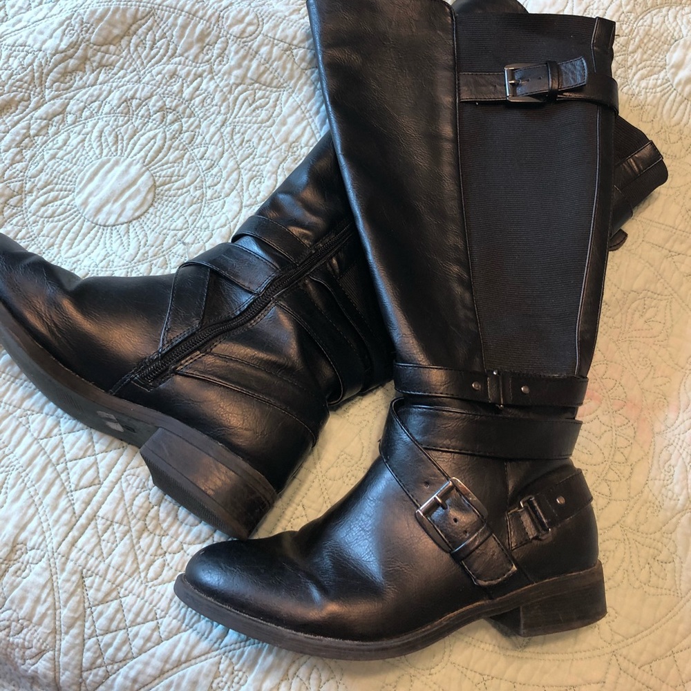 Black size 9 WIDE CALF torrid boots