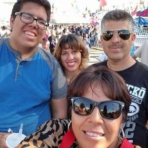 Meet your Posher, Ignacia