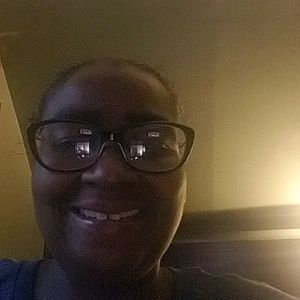 Meet your Posher, Iva