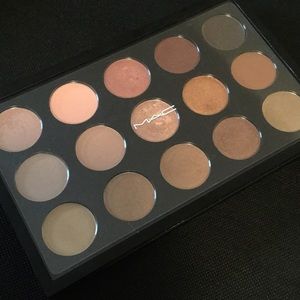 MAC Eyeshadow Palette