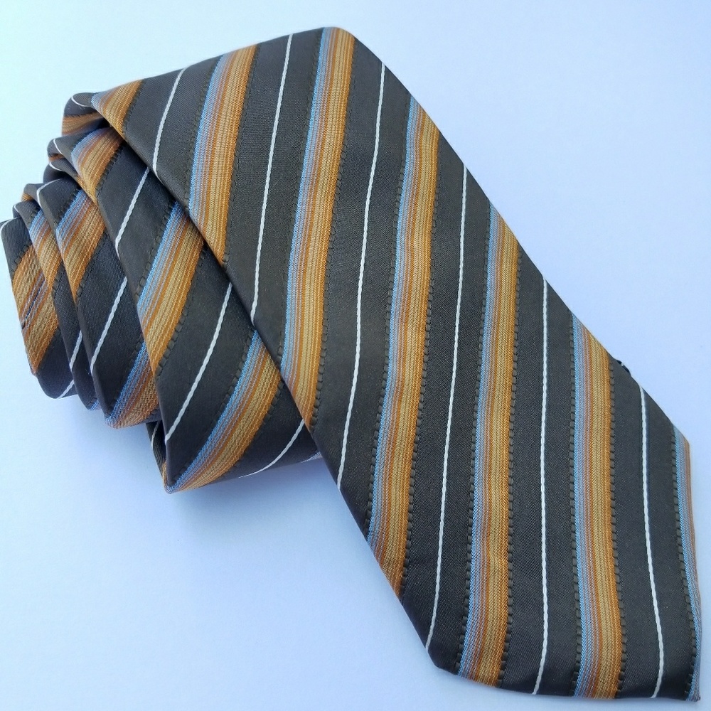 Hugo Boss man tie
