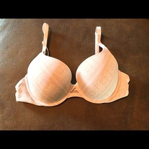 LIKE NEW Victorias Secret Perfect Shape Bra