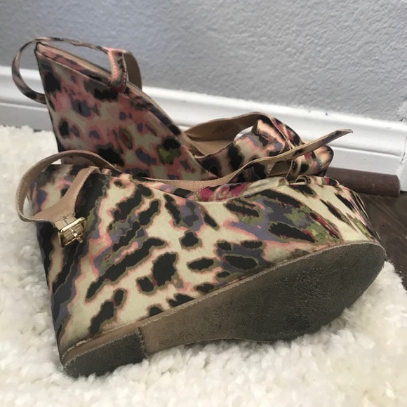 Steve Madden multicolored print wedges - Picture 4 of 4