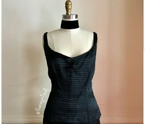 Reposh.  Dana Buchman silky tank