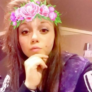 Meet your Posher, Hailey