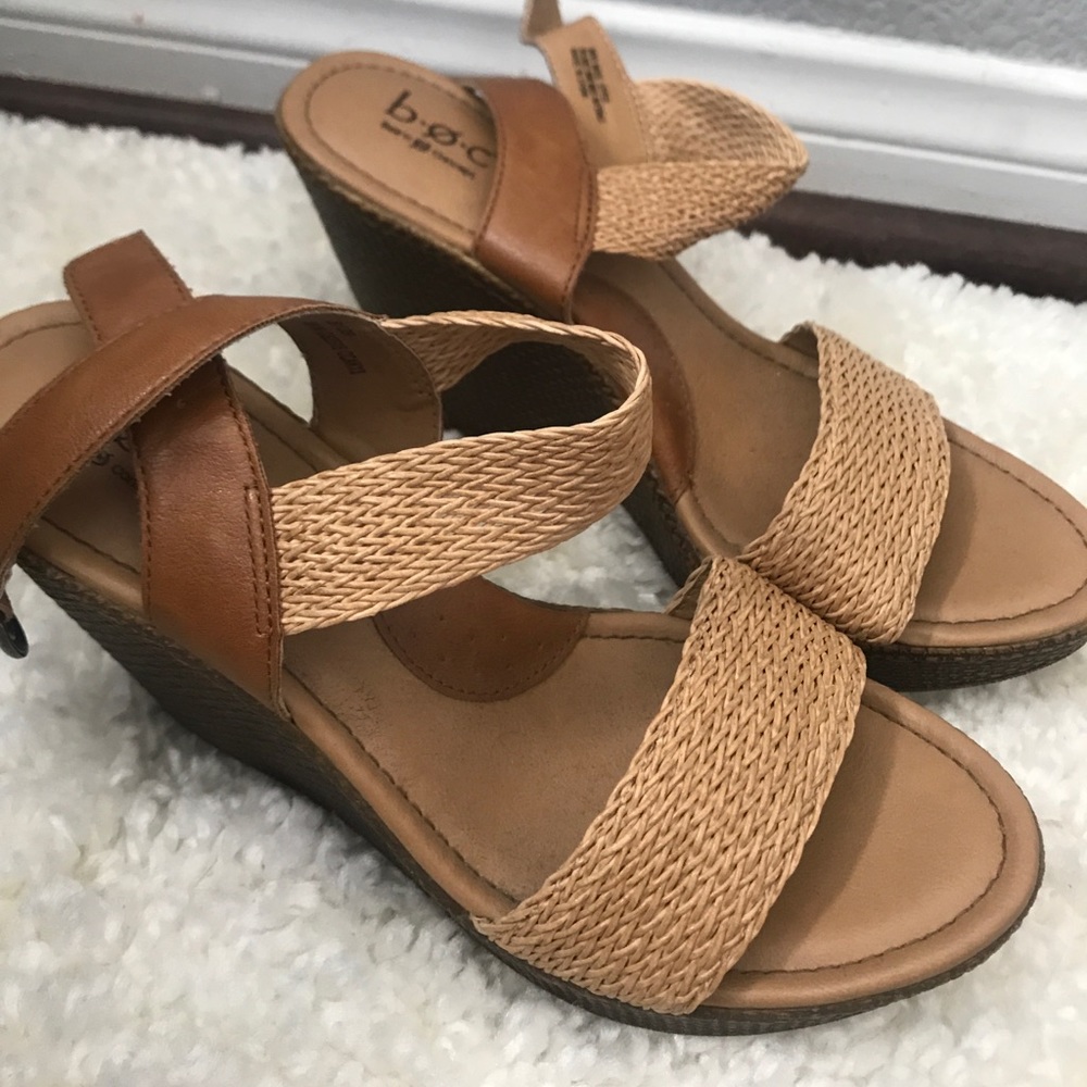B.o.c tan wedges
