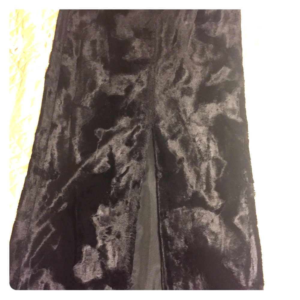 Elegant long velvet skirt