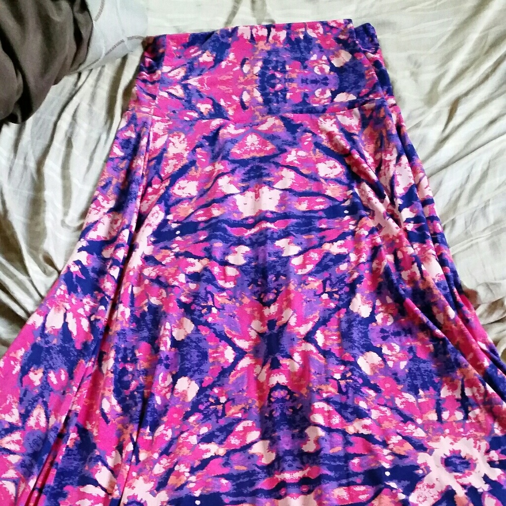 Small lularoe maxi
