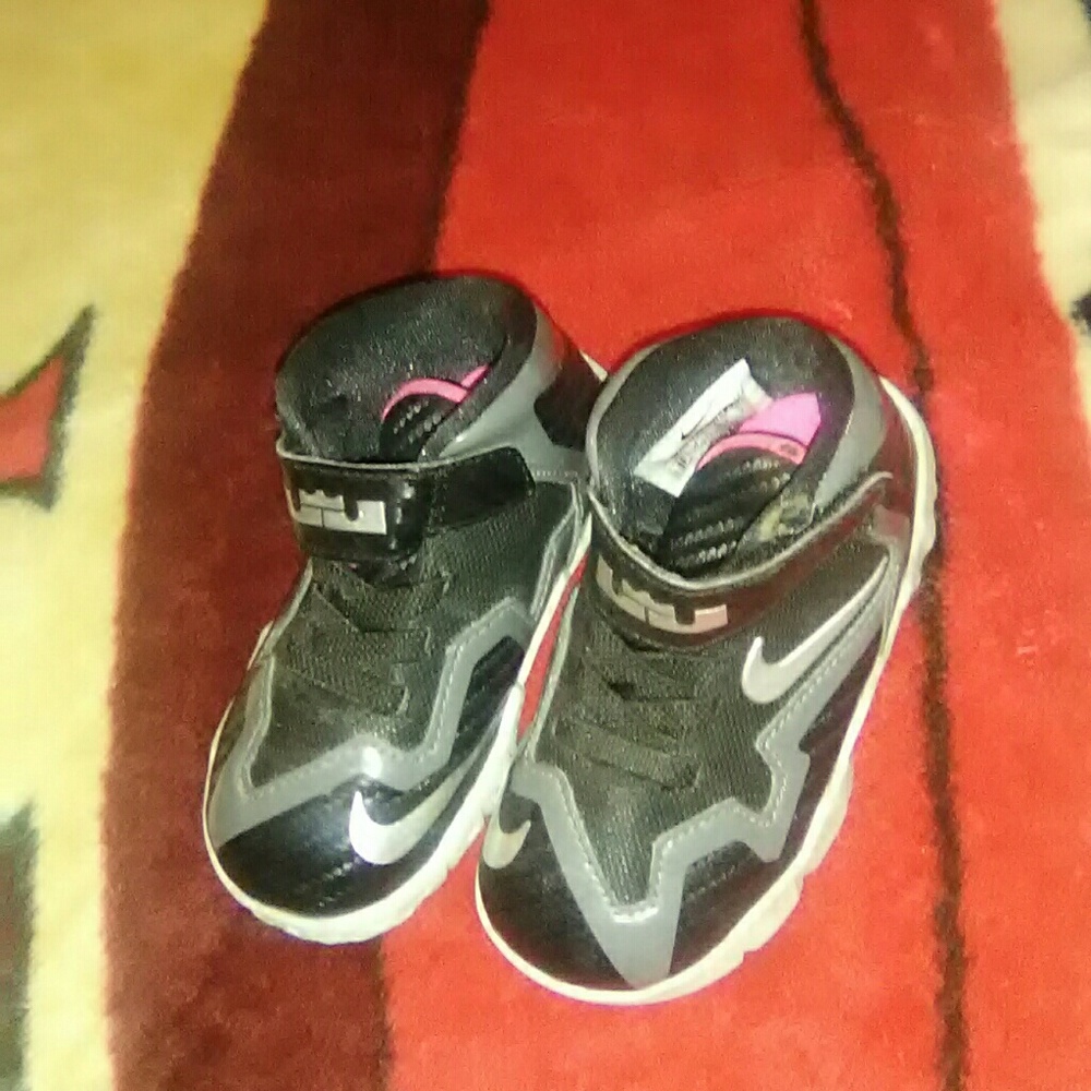 Authentic james lebrons forgot have signature