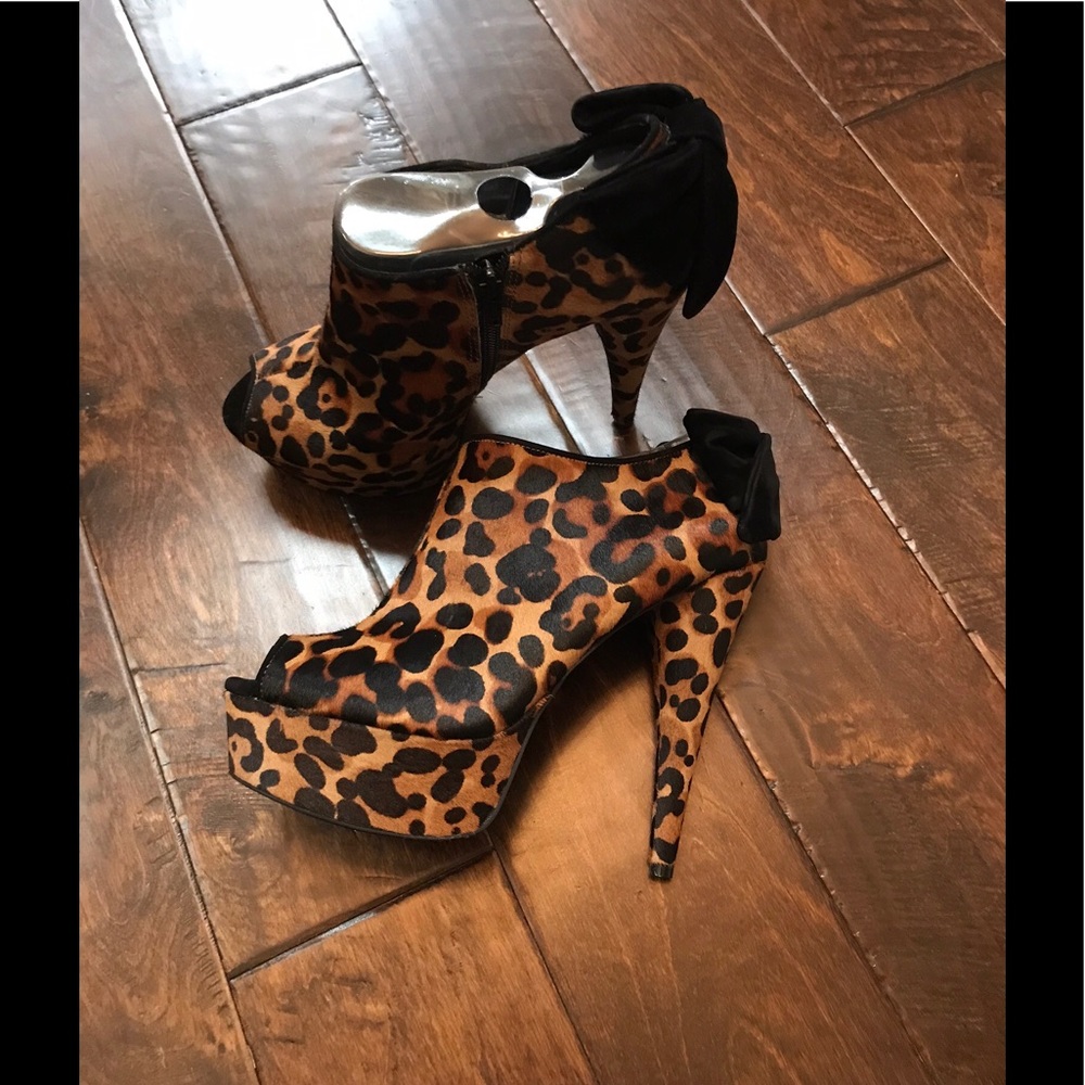 Jessica Simpson Rauie Calf Hair Booties Shoes