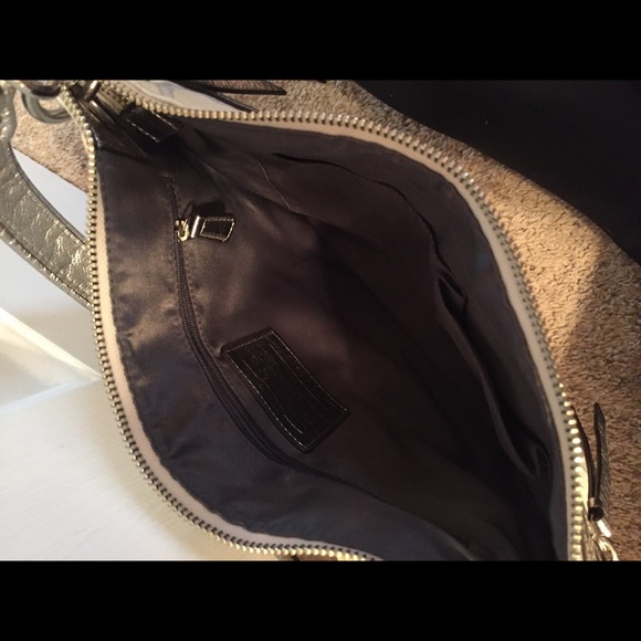 Coach cross body purse - Picture 6 of 8