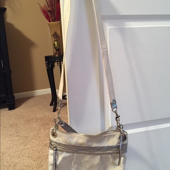 Coach cross body purse - Picture 1 of 8