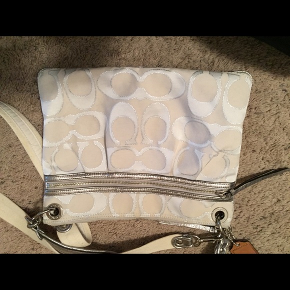 Coach cross body purse - Picture 7 of 8