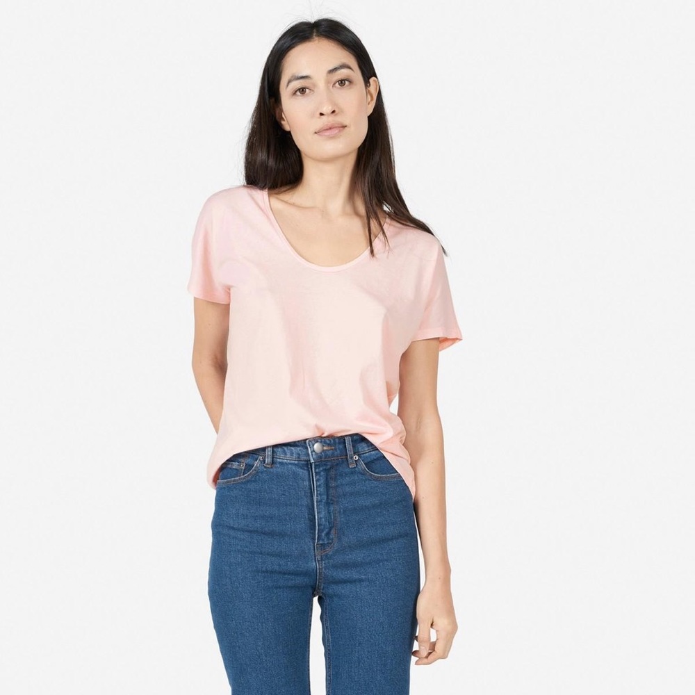 Scoop u neck tees in sold out colors moss and pink