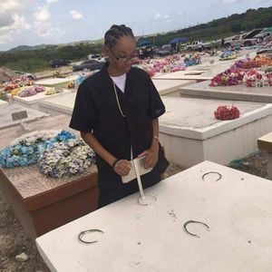 Meet your Posher, Wosayin