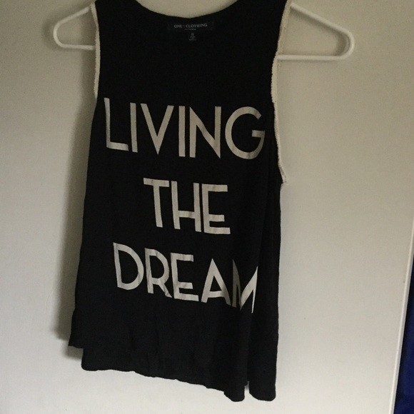 Living the dream top - Picture 1 of 3