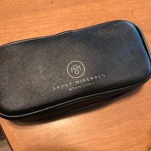 Brand new youngliving savvy minerals make up brush