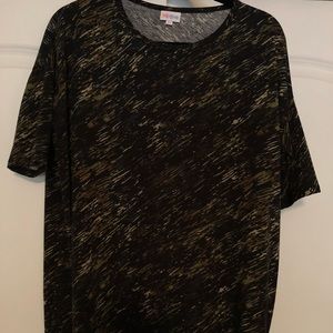 LuLaRoe XS Irma. Like new condition.