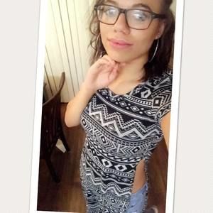 Meet your Posher, Jocelyn