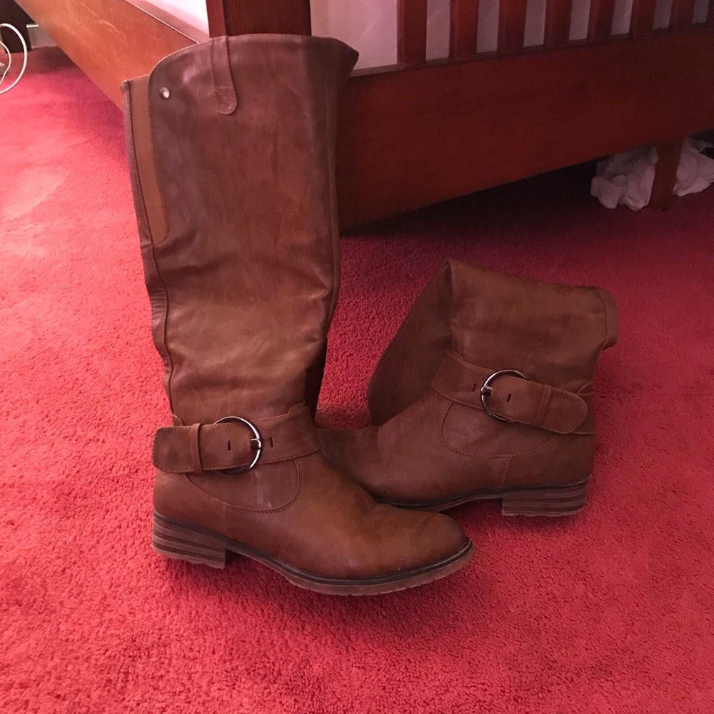 Tall leather boots