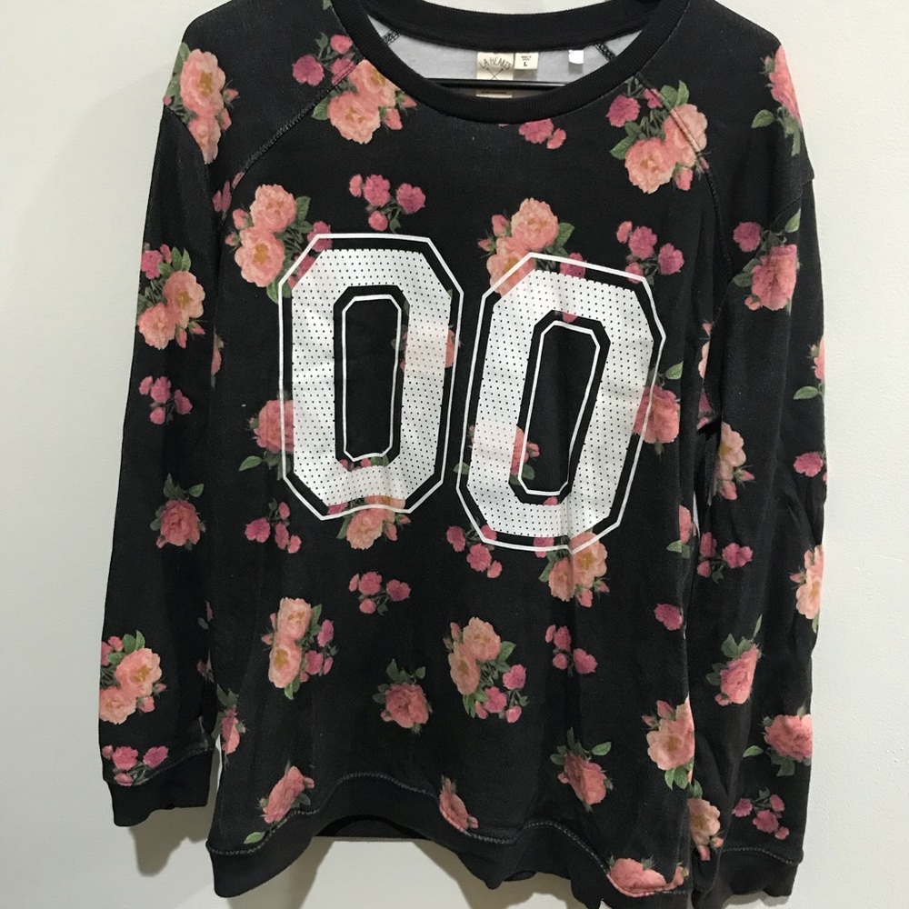 LA Hearts Crew Neck Floral Sweatshirt