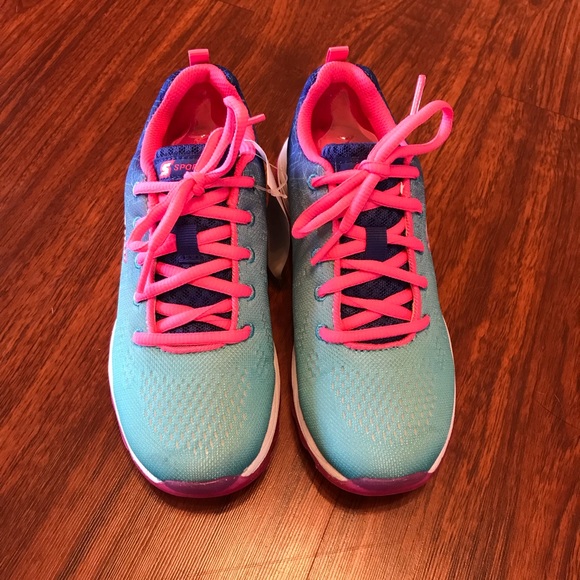 NWT Girls Sneakers PRICE FIRM! - Picture 2 of 7