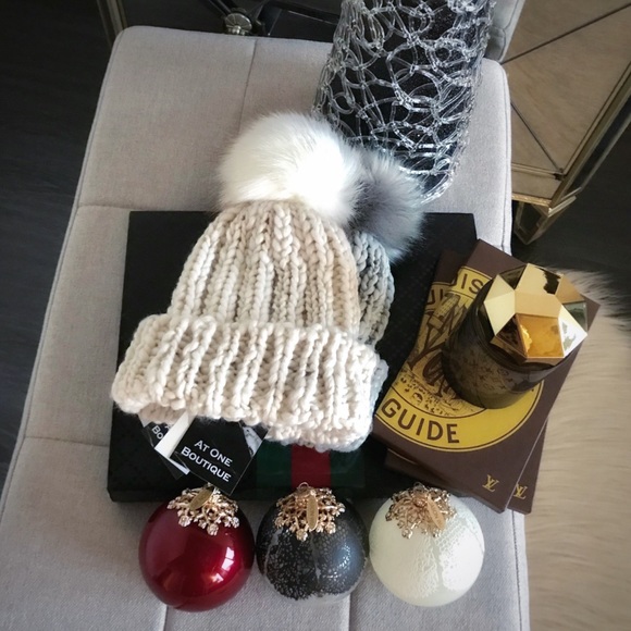 SOLD OUT // Cable Knit Faux Fur Pompom Beanie - Picture 3 of 6