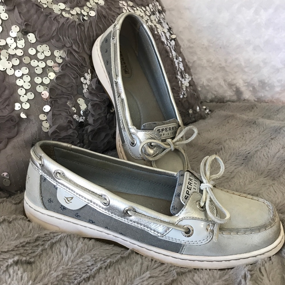 Sperry Boat Shoes- Short