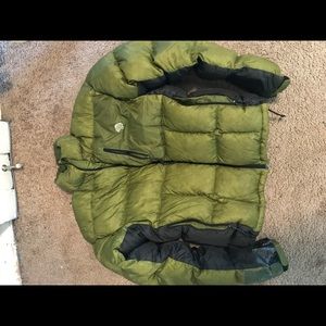 Mountain hardware jacket size L