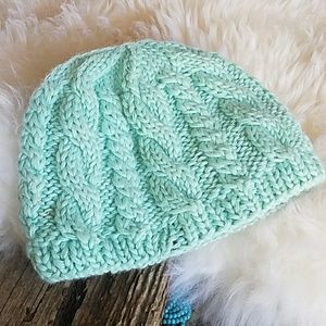 Adorable mint green North Face beanie new without