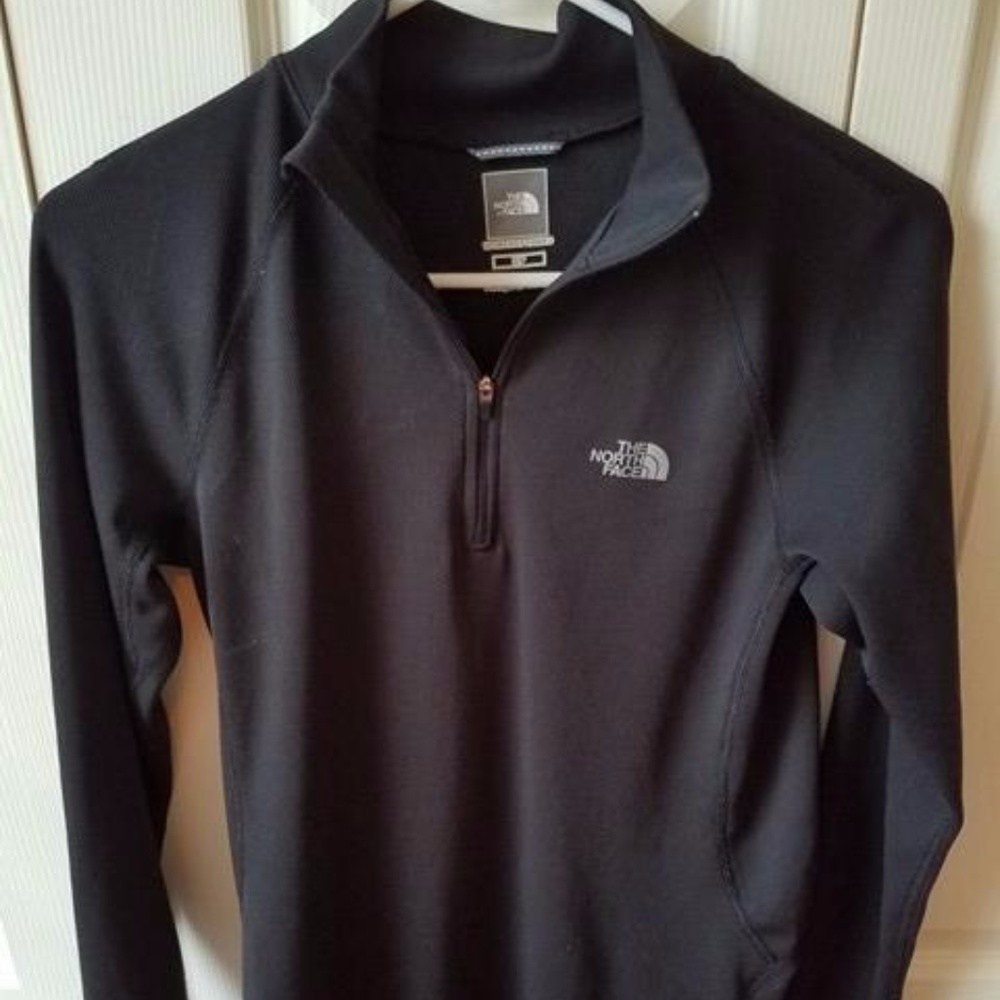 THE NORTH FACE WOMEN'S 1/4 ZIP PULLOVER SIZE SMALL