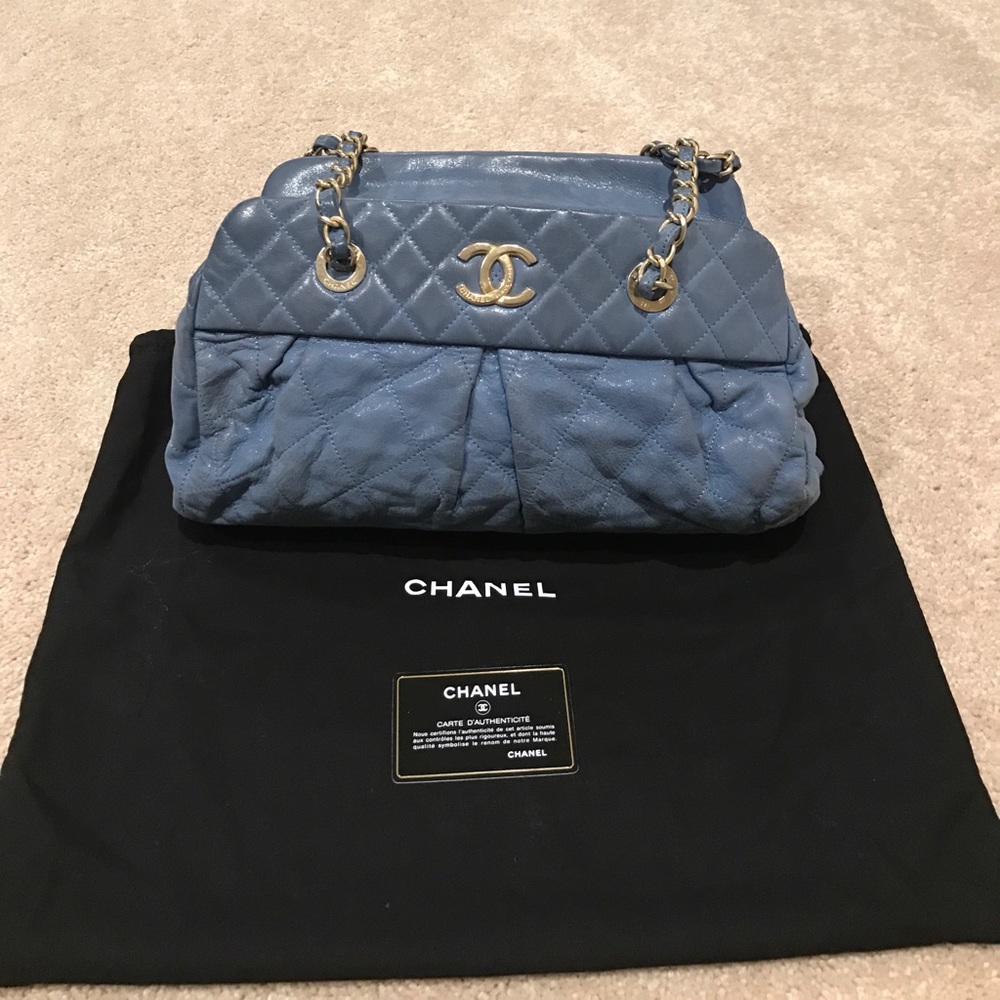 Chanel Iridescent Calfskin Leather Chic Quilt Bowl