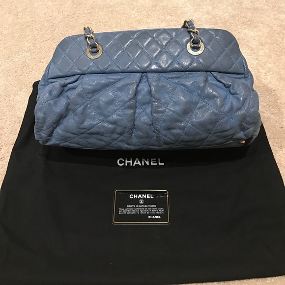 Chanel Iridescent Calfskin Leather Chic Quilt Bowl - Picture 2 of 8