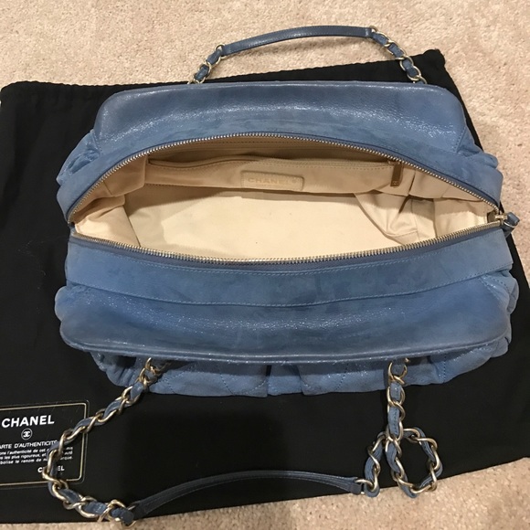 Chanel Iridescent Calfskin Leather Chic Quilt Bowl - Picture 3 of 8