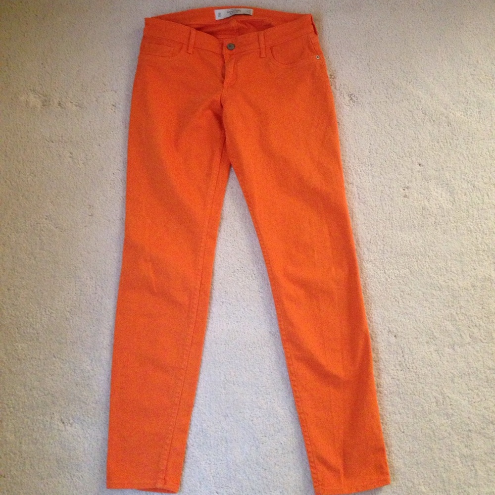 ABERCROMBIE AND FITCH JEANS