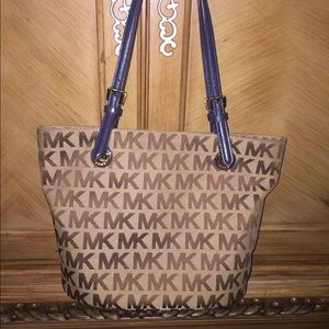Micheal Kors bag