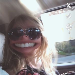 Meet your Posher, Kellie