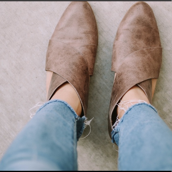 LAST PAIR SIZE 8! Fall Bootie - Picture 4 of 7