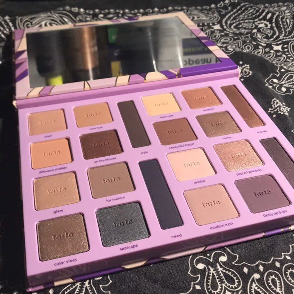 Tarte Amazonian Clay eyeshadow palette