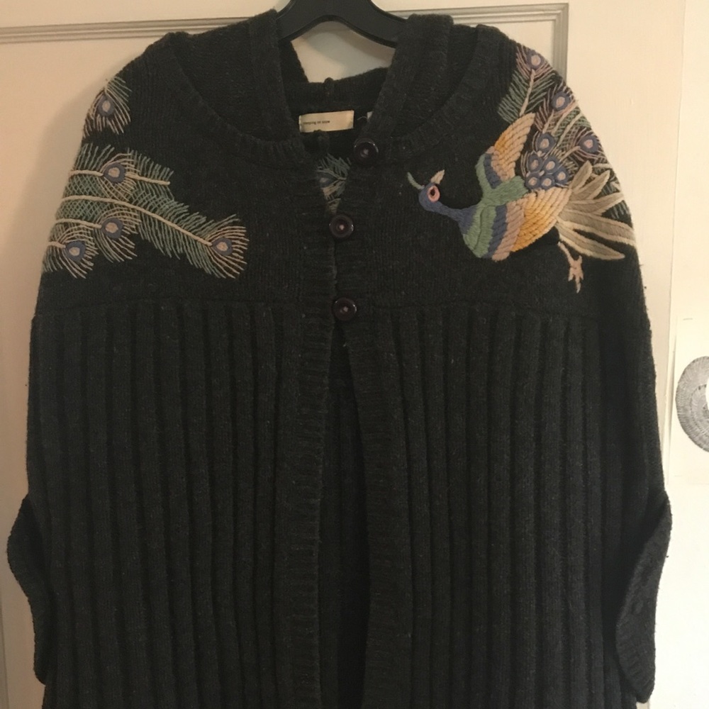 STUNNING Anthropologie peacock cape