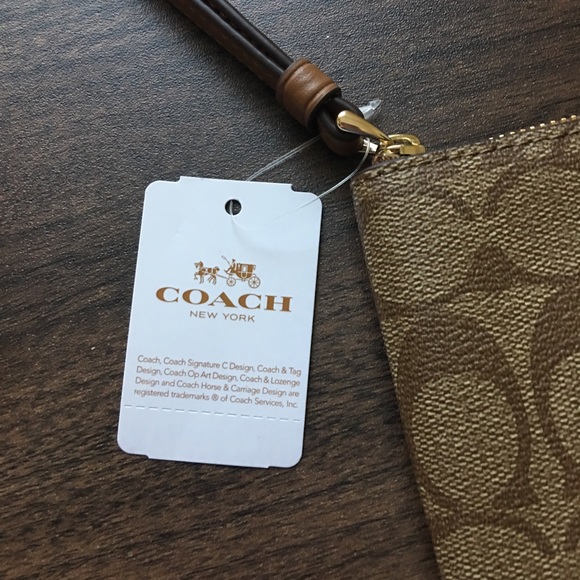 Brown leather authentic Coach wristlet NWT - Picture 4 of 4