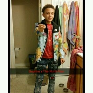 Meet your Posher, Raymond