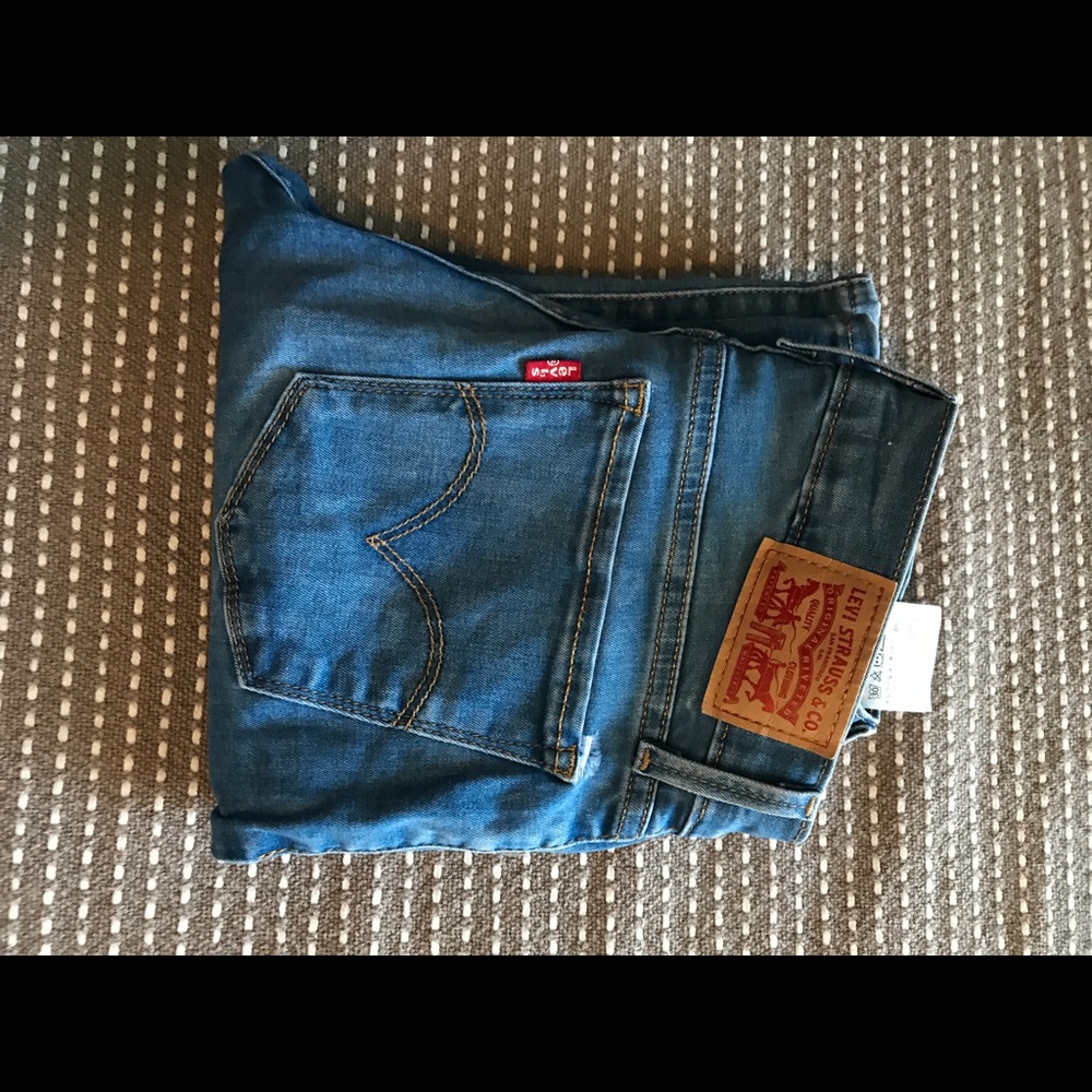 Levi jeans