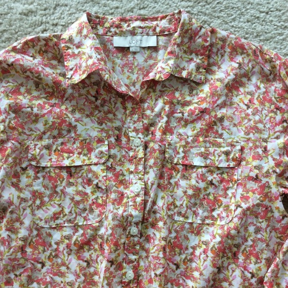 LOFT Floral Button Front Top - Picture 3 of 4