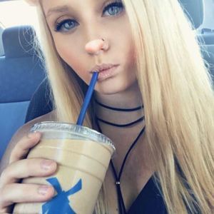 Meet your Posher, Amber kay