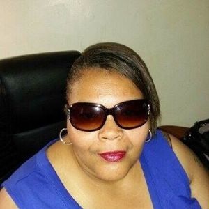 Meet your Posher, Joyce