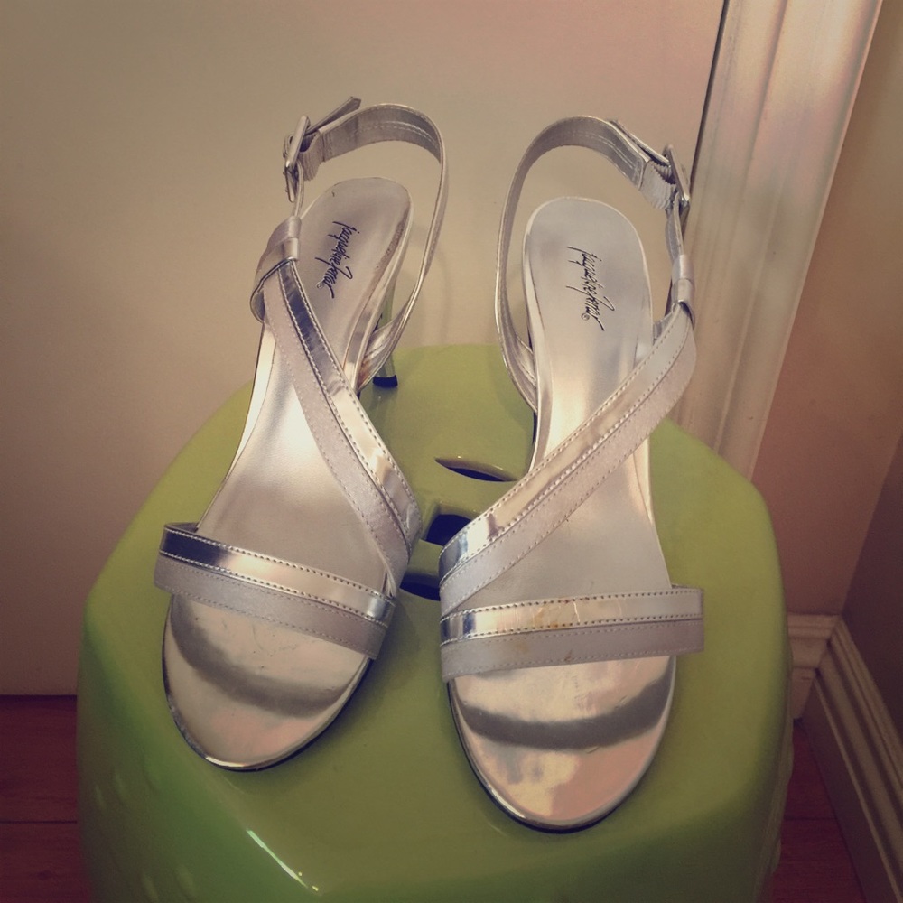 High heel 👠 perfect for wedding . - Picture 2 of 3