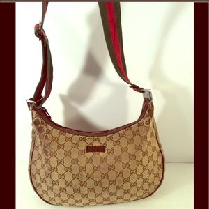 Gucci cross body bag